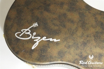 Grain Arched – Hard Rock Maple TOP / Honduras Mahogany Jacaranda - Natural